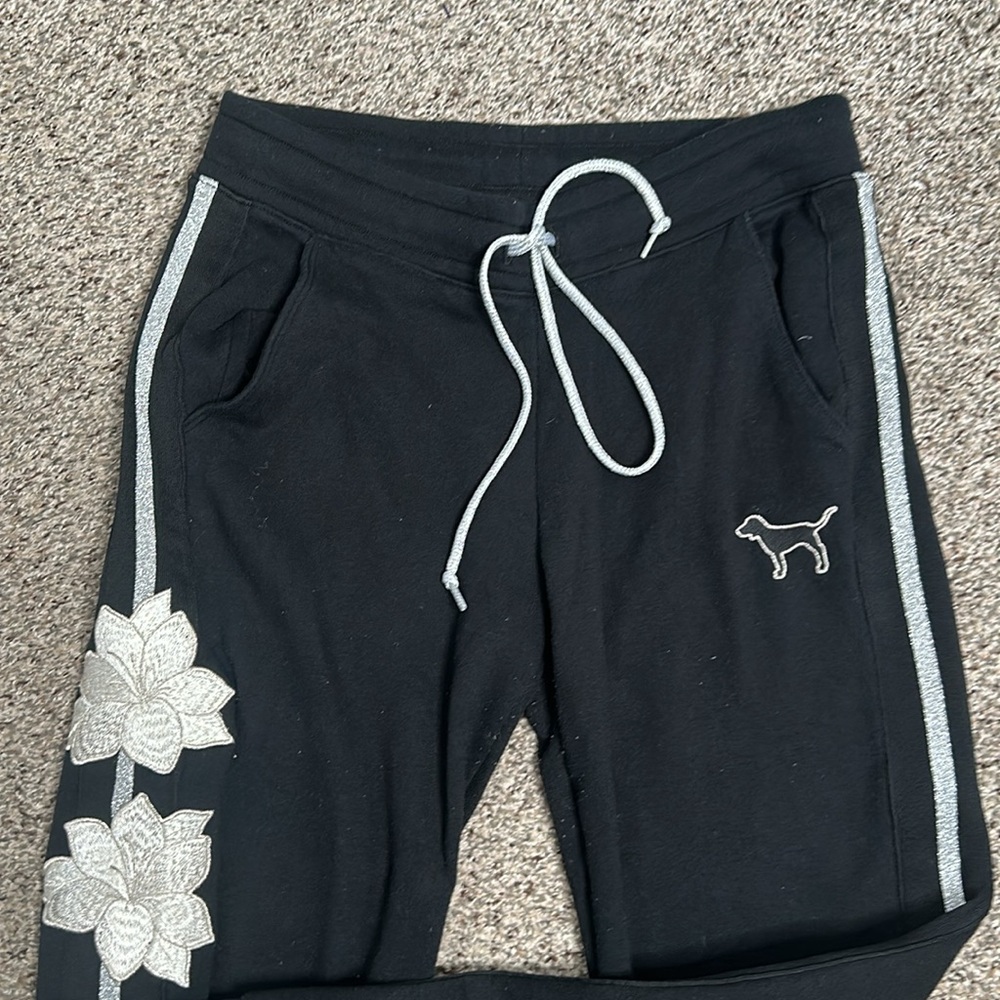 Pink victory secret black emboridry fleece lining jogger size SP black … - Picture 5 of 8
